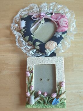 Floral Heart & Tulip  Picture Frames - Pink, Cream